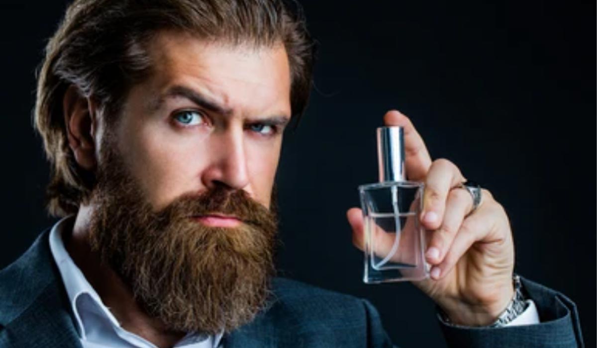 چگونه یک عطر مناسب برای دانشگاه یا محل کار انتخاب کنیم؟